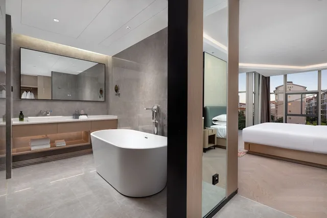 جناح تنفيذي بسرير كينج، Ramada by Wyndham Honghe Kaiyuan 2/3
