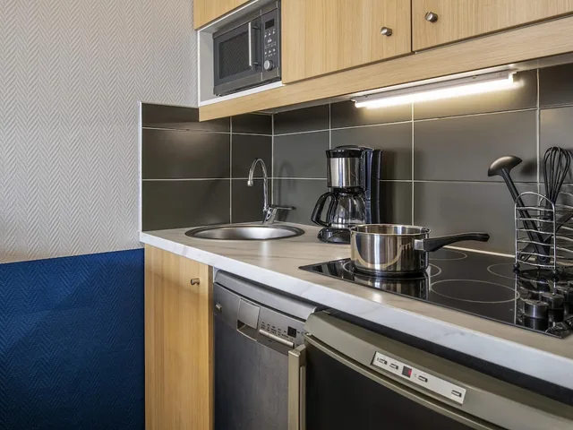 Apartment, 2 Double Beds, Sofa, Adagio La Defense Kleber 9/9