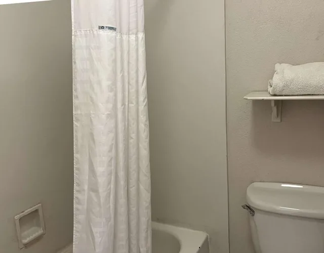 غرفة بسريرين كوين، Motel6 Phoenix, AZ - Midtown 1/2