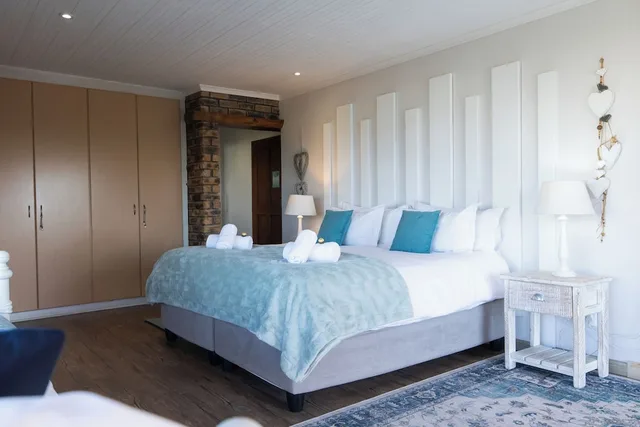 غرفة سوبيريور بسريرين منفصلين بإطلالة على البحر بشرفة بغرفة نوم واحدة، White Shark Guest House 7/10