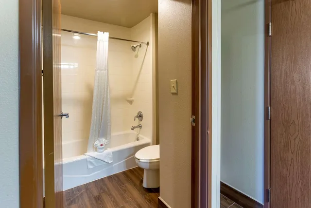 جناح بسرير كينج مع أريكة، Comfort Inn West Valley - Salt Lake City South 4/5