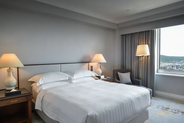 غرفة قياسية بسرير مزدوج بإطلالة على المدينة، Grand Hi Lai Hotel 1/3