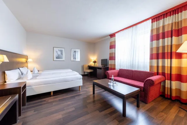 غرفة عائلية بسرير فردي، Trip Inn Frankfurt Nordwestzentrum 2/4