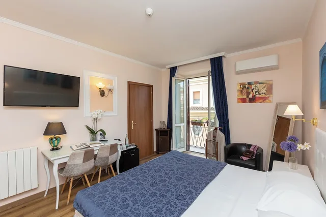 غرفة ثلاثية بسرير مزدوج مع أريكة، Rome To Stay 3/7