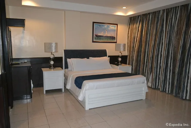 Commodore, Suite, Queen Bed، Anchor Hotel 1/2