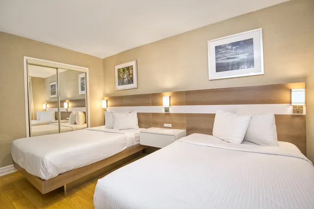 جناح بغرفتي نوم، Town Inn Suites 1/3