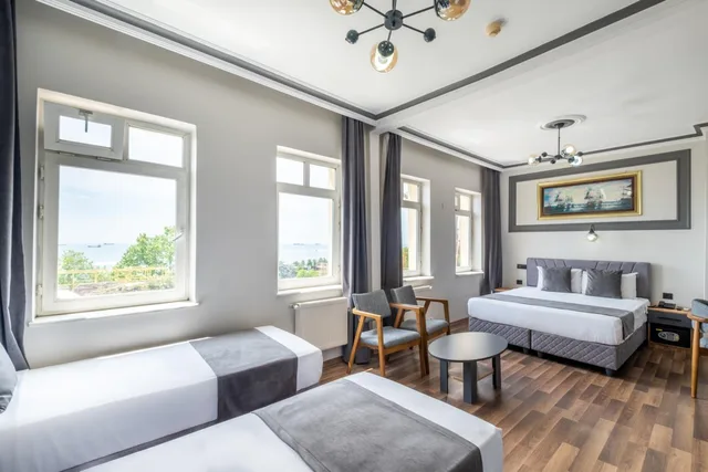 غرفة قياسية ثلاثية بإطلالة على البحر، Sur Hotel 9/10