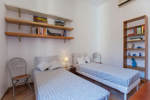 شقة بسريرين منفصلين وسرير كوين بغرفتي نوم مع أريكة، Romalibera - WR Apartments 3/10