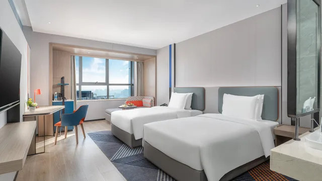 Standard, Holiday Inn Express Changsha Development Zone 2/3