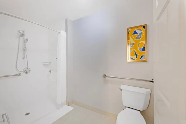 غرفة بسرير كينج لذوي الإعاقة، Summerset Hotel and Suites Rapid City West 6/7