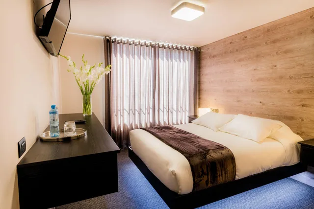 Room, King Bed, Hotel Viza 1/5