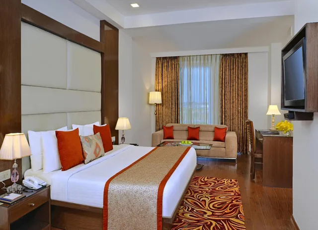غرفة تنفيذية بسرير مزدوج، Taurus Sarovar Portico New Delhi 1/3