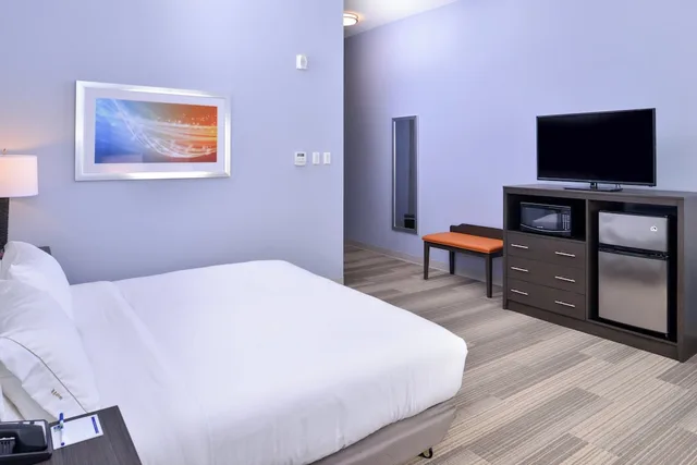 غرفة قياسية بسريرين كوين، Holiday Inn Express Amp Suitesloma Linda San Bernardino S 3/4