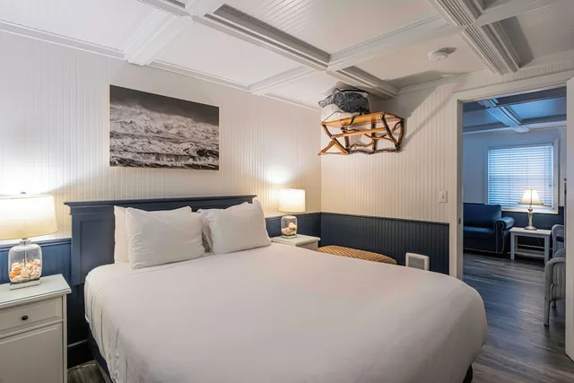 كوخ غراند بسرير كوين مع أريكة يُسمح فيها بالحيوانات الأليفة، Cannon Beach Hotel Collection 2/7