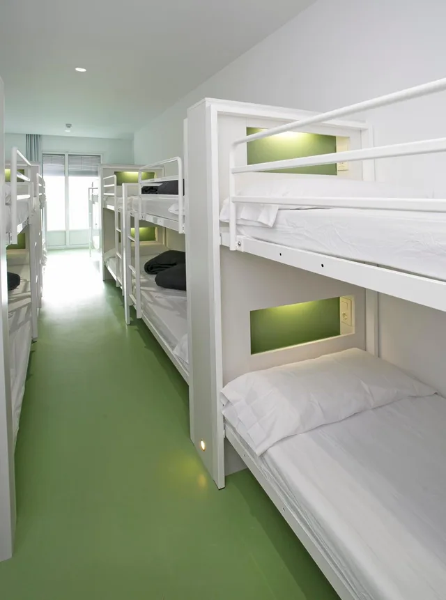 Mixed Dorm, 14 Beds، Sant Jordi Hostels Rock Palace 1/2
