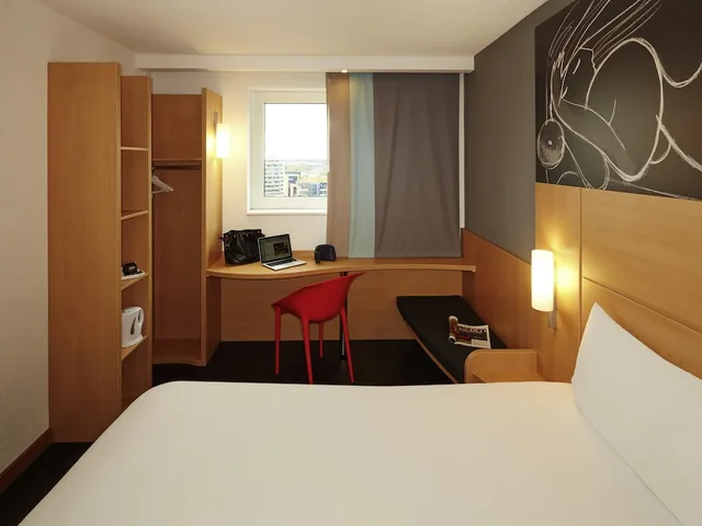 غرفة بسريرين منفصلين، ibis Reading Centre 4/6