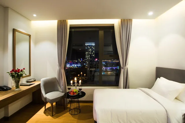 City Light, Twin Beds، Glamour Hotel Da Nang 2/5