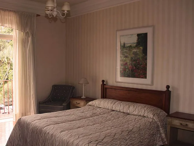 جناح بسرير كوين، HOTEL-ESCOLA BELA VISTA 3/7
