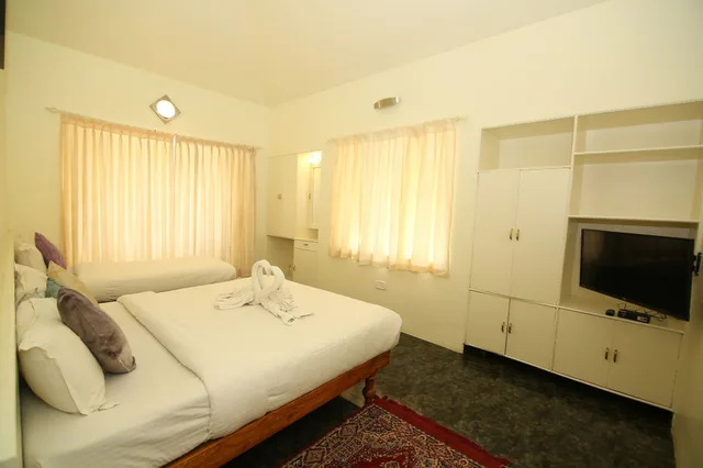 غرفة عائلية بسرير كينج وسريرين منفصلين بغرفة نوم واحدة، Delightz Inn Tiger Hill Resorts 2/10