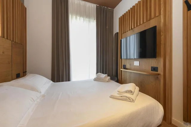 Standard, French Bed, Small، Best Western Hotel Arya 2/10