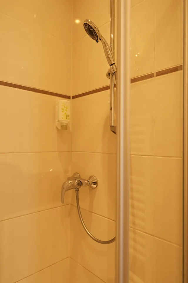غرفة ثلاثية بثلاثة أسرّة، RESIDENZ HOTEL 6/6
