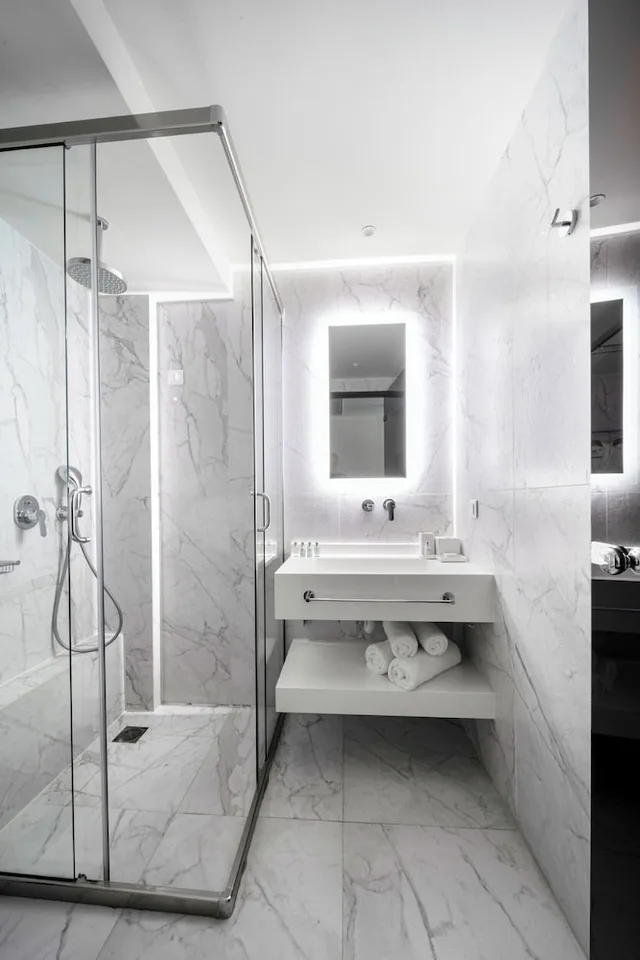 Cozy, Ex, Classic, Queen Bed، AZUR HOTEL 9/9