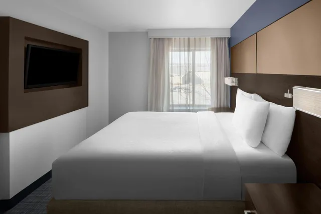 جناح بغرفتي نوم مع أريكة، Residence Inn Salt Lake City Murray 3/10