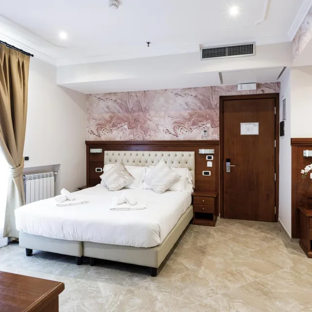 جناح بإطلالة على المدينة، Esposizione Luxury Rome 3/10
