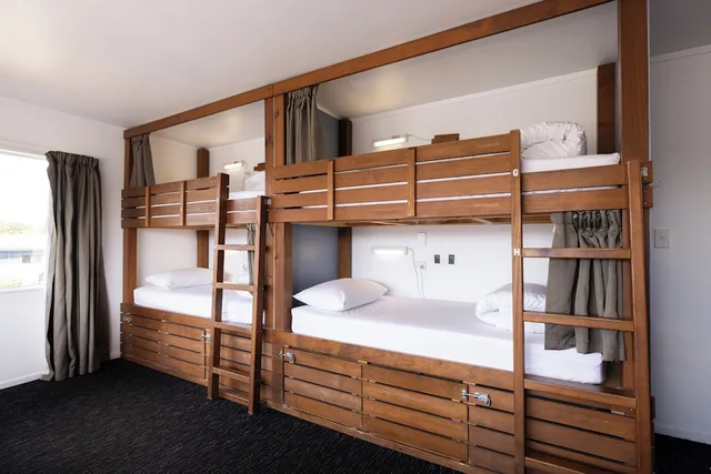 سكن مشترك مختلط بثمانية أسرّة، Haka House Taupo 2/4