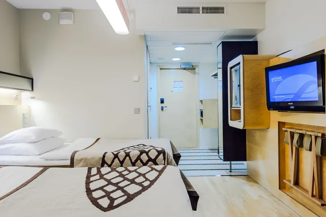 غرفة قياسية بسريرين منفصلين مع سرير إضافي، Original Sokos Hotel Tapiola Garden Espoo 6/10