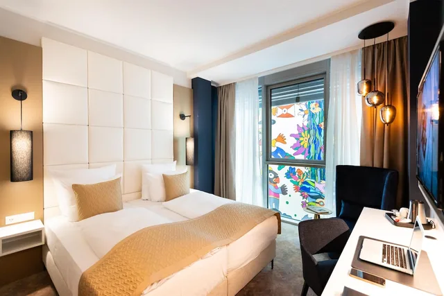 Standard, Single Bed, Atrium View، Best Western Premier Royal Blue - Adult Only 1/4