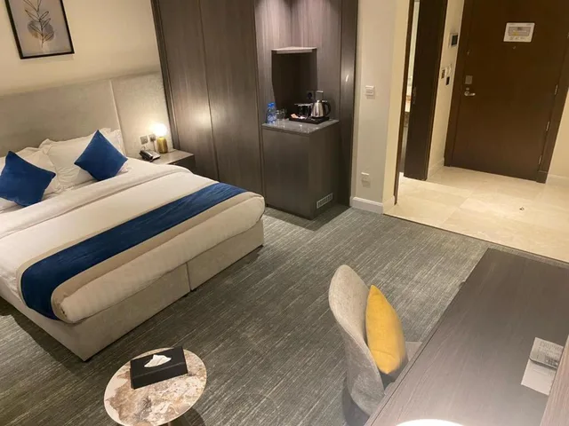 غرفة بسرير كينج، فندق سافوي(Savoye Hotel) 9/10