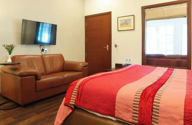 2 Bedrooms, Heritage, Cottage, King and Twin Beds, Living Area، Vikram Vintage 6/7