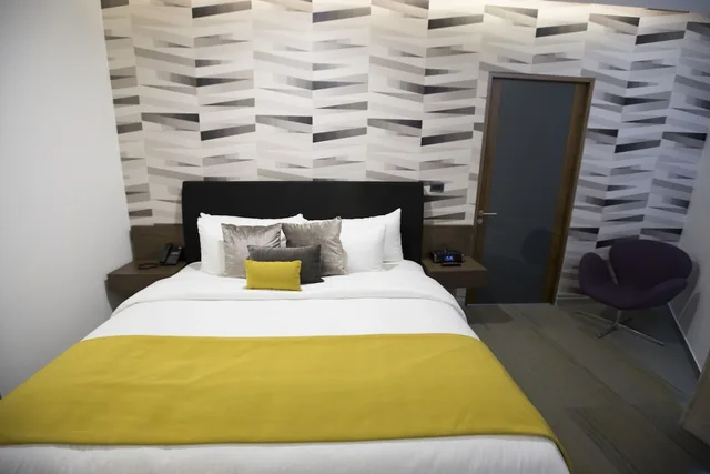 غرفة جونيور بسرير كينج، Hotel Belo Grand Morelia 5/6