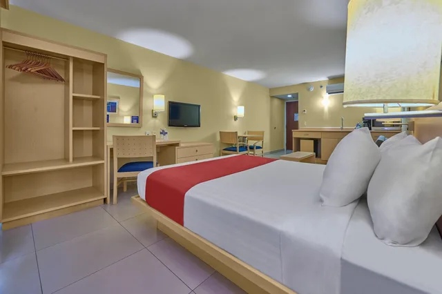 جناح بسرير كوين، City Express by Marriott Cancun 1/3