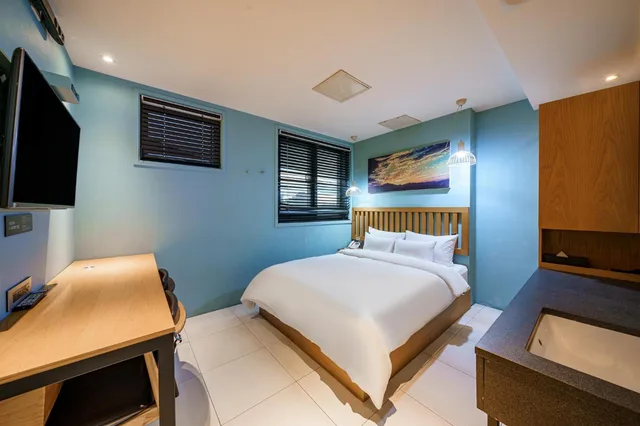 غرفة قياسية بسرير مزدوج، H Avenue Hotel 10/10