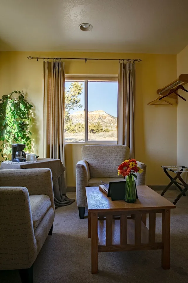 Bryce Trails Bed and Breakfast, Cedar City 23/50