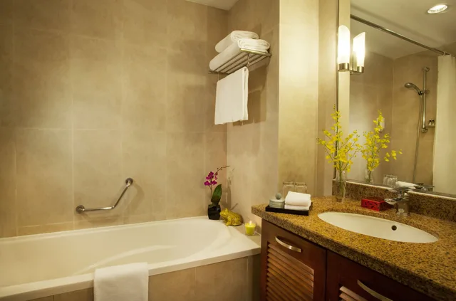 غرفة ديلوكس بسرير كينج وسرير كوين بغرفتي نوم، Wil'que Westlake Hotel & Residences 9/10
