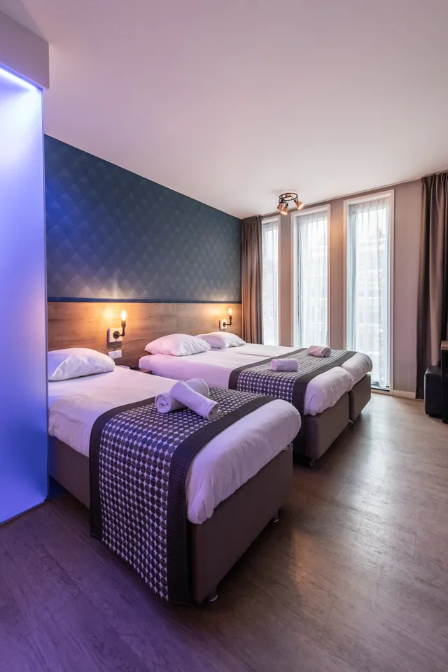 غرفة قياسية ثلاثية، Melrose Hotel 4/5