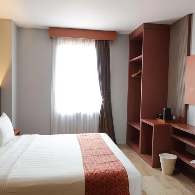 غرفة بسرير مزدوج أو سريرين منفصلين، Grand Kangen Hotel Urip Sumoharjo 6/10