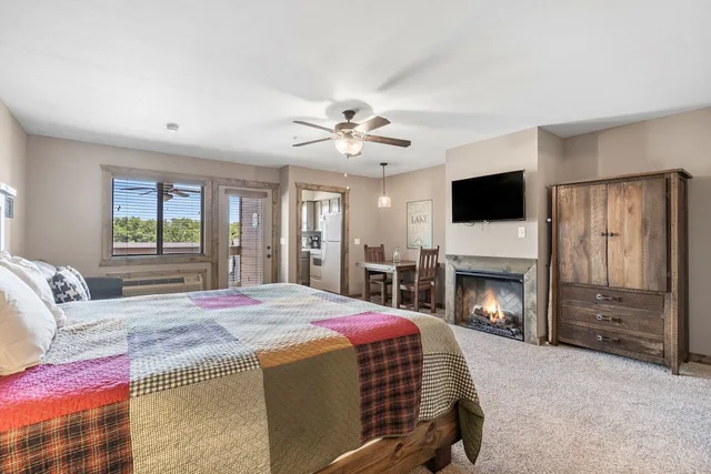 Condo, Studio, King Bed، Indian Point Lodge Amp Condominiums 2/7