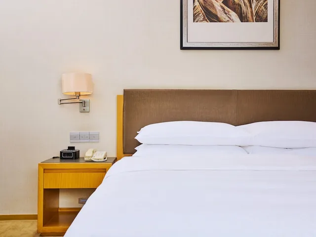 جناح تنفيذي بسرير كينج بغرفة نوم واحدة، Four Points by Sheraton Guangzhou DongPu 4/9