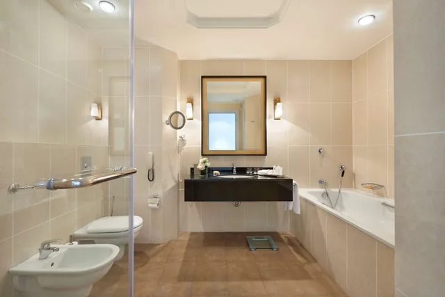 غرفة كلوب بسريرين منفصلين، Hyatt Regency Baku 8/9