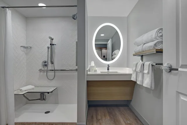 استوديو بسرير كينج مع أريكة لذوي الإعاقة، TownePlace Suites by Marriott Sumter 6/6