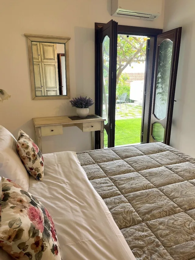 Comfort, Queen Bed, Il Gabbiano 2/3