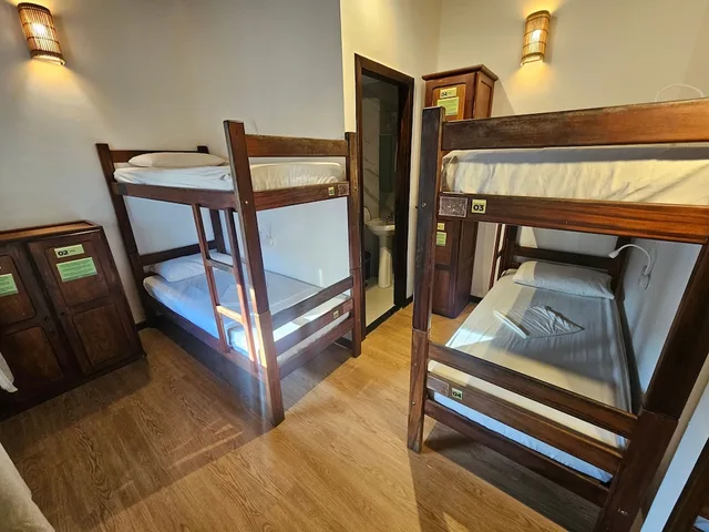 Female Dorm, Female Only, Traditional، Bamboo Buzios Hostel 2/7