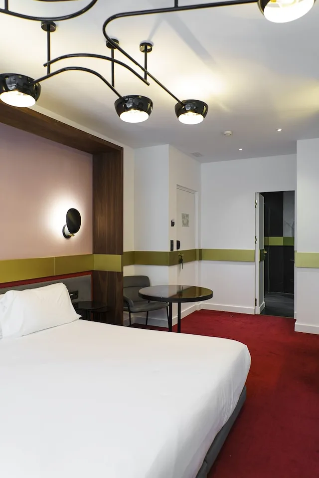 غرفة ثلاثية، Hotel Colón Centro 1/10