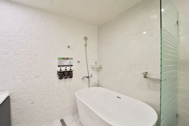 غرفة ديلوكس بسرير مزدوج، February Hotel Hwanggeum 9/9
