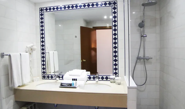 غرفة قياسية بسرير مزدوج، Hotel Princesa Parc 7/7