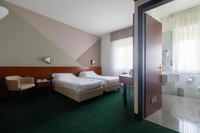غرفة قياسية بسرير مزدوج، Best Western Hotel Turismo 2/5